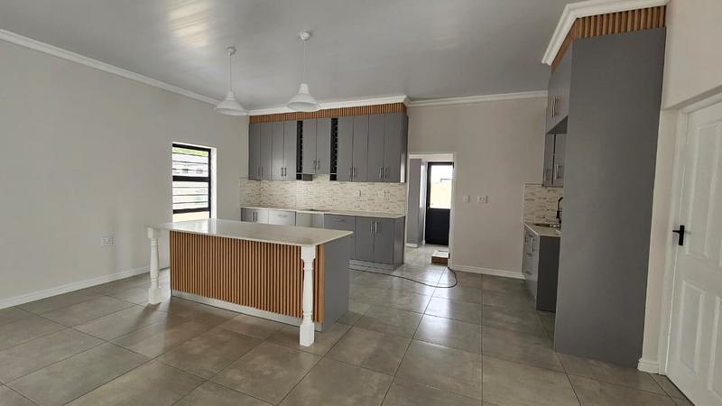 3 Bedroom Property for Sale in Sandy Point Western Cape